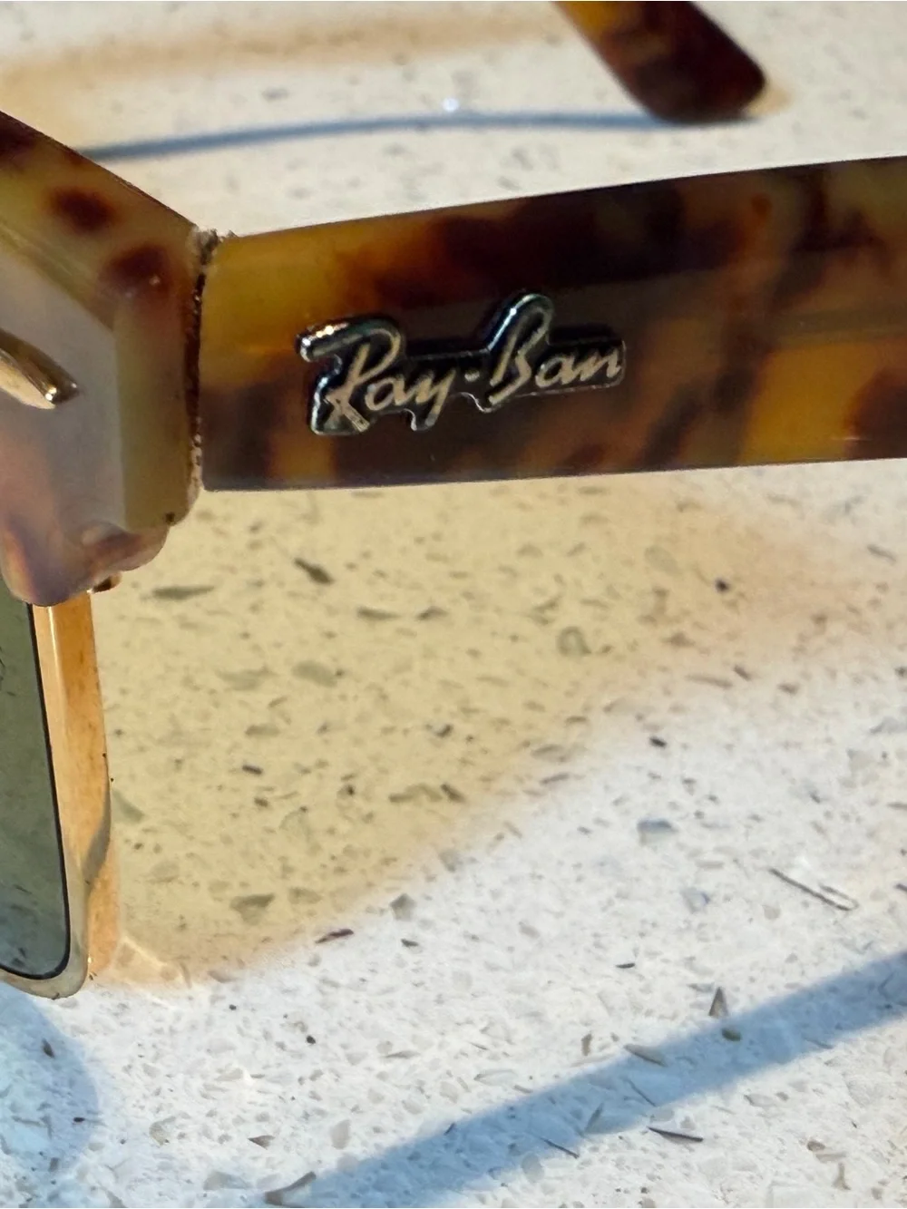 Ray-Ban vintage bl wayfarer max Tortoise Brown Patterned Sunglass Arms